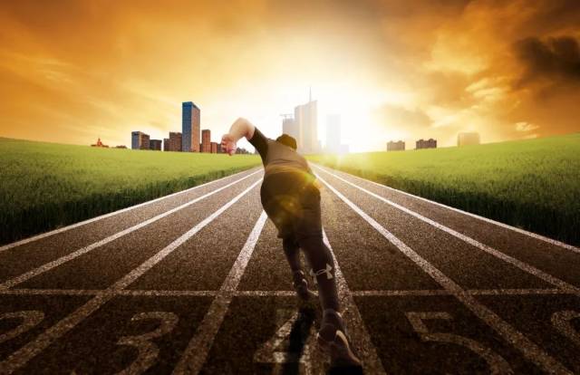 费与球员周 费与球员周