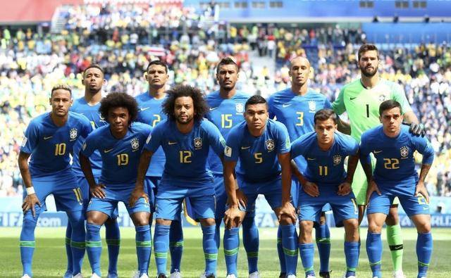 队友融入其 队友融入其