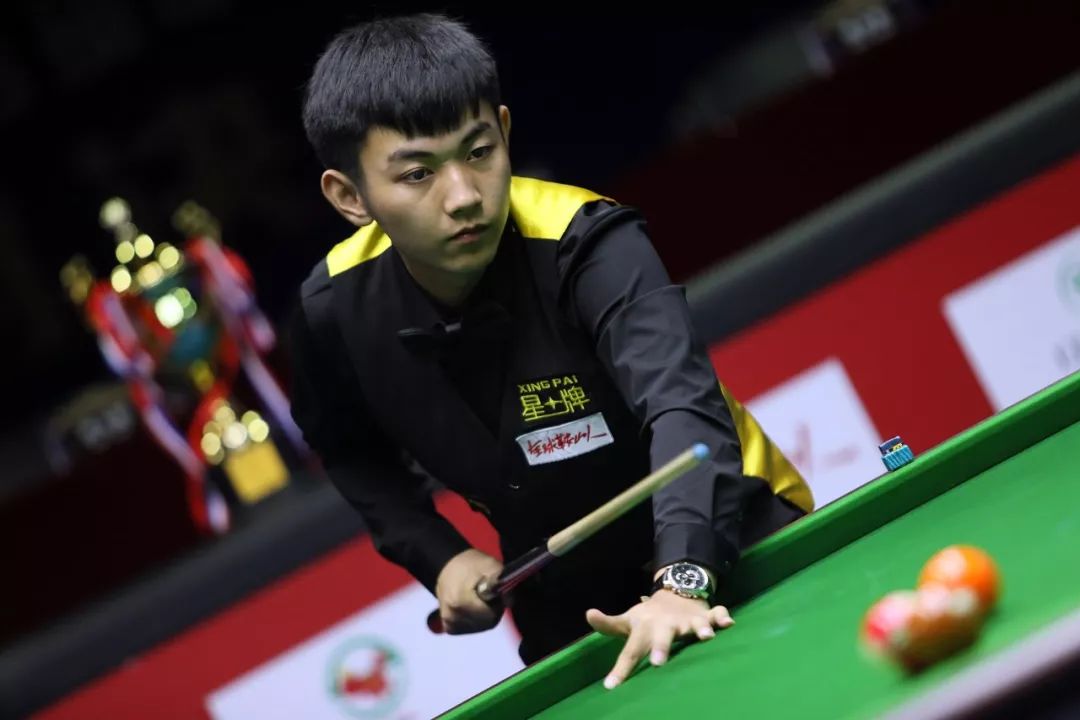 她凭借精准 她凭借精准