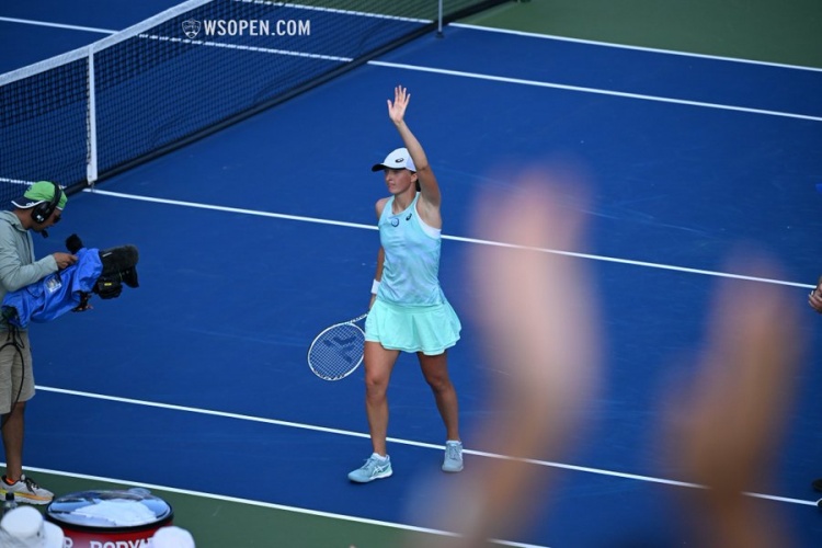 少拿到1胜 少拿到1胜